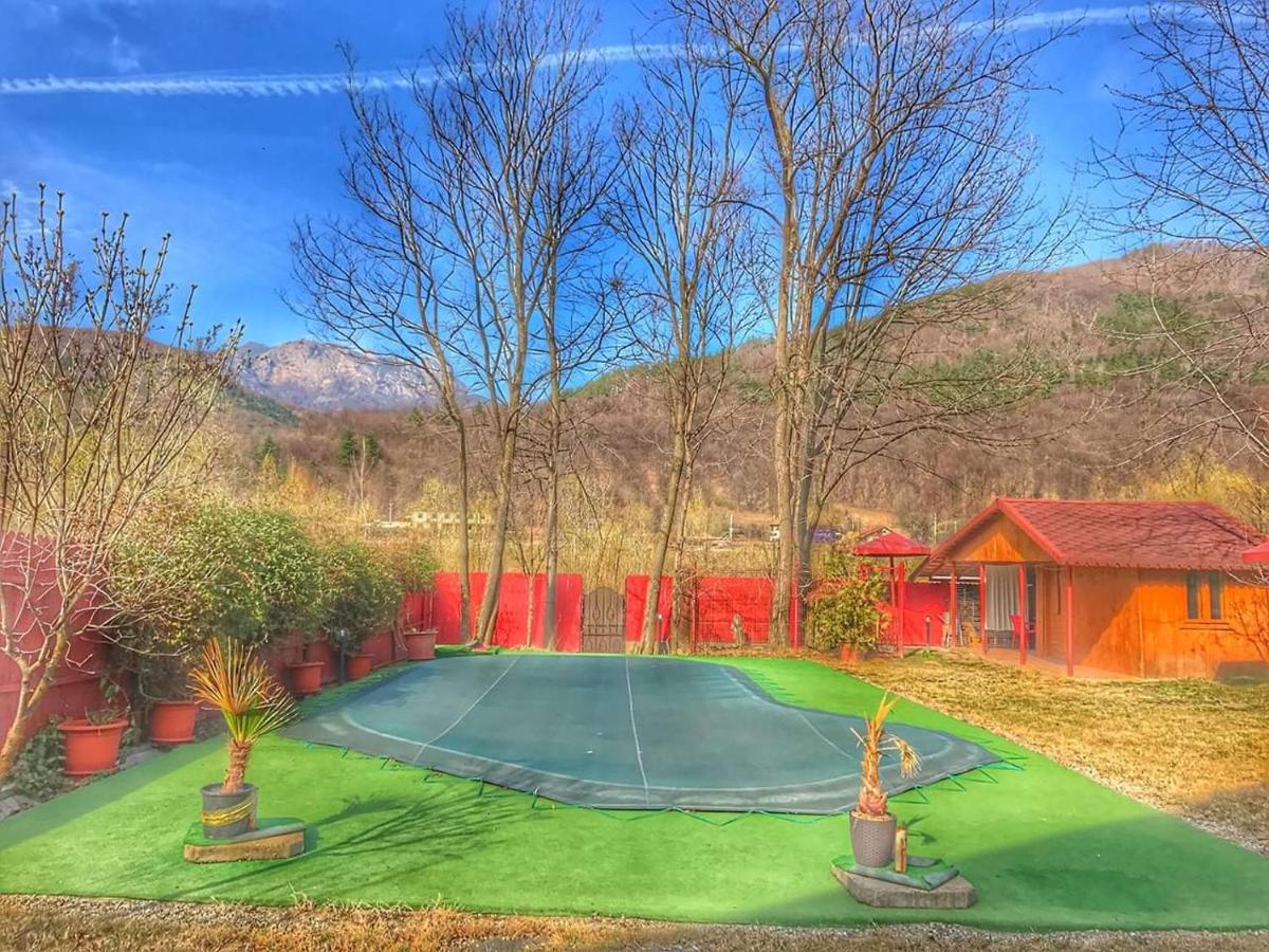 Casa De Vacanta Caciulata Exteriér fotografie